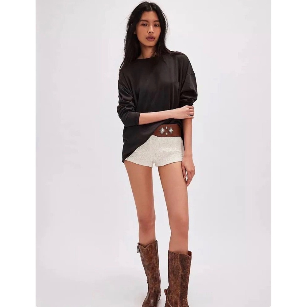 We the Free by Free People Arden Long Sleeve Tee Black Large new NWOT - Picture 3 of 10